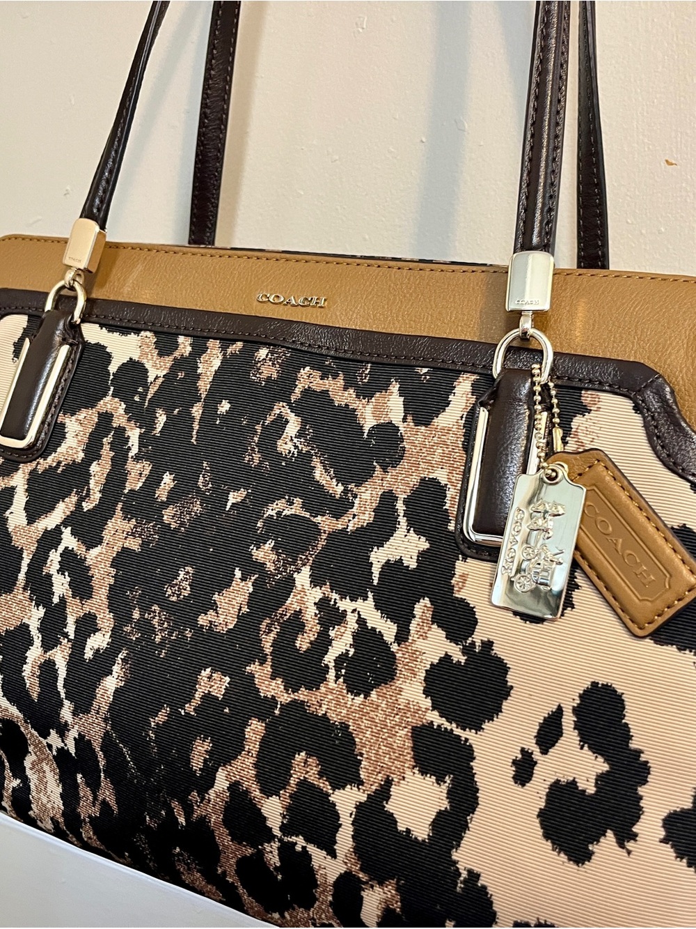 Authentic Coach Leopard Print Tote in Tan and Black - Picture 2 of 10